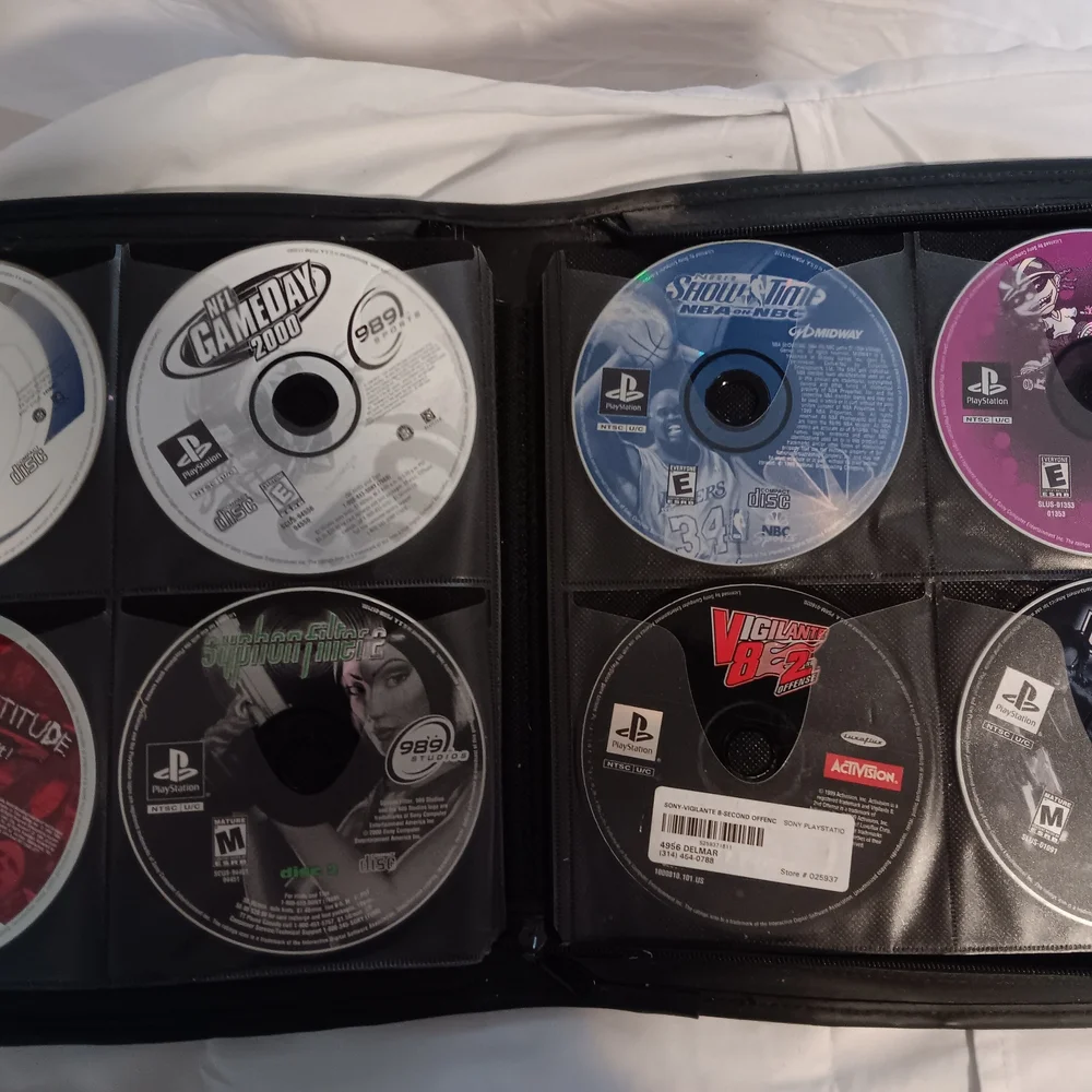 PlayStation Game Disc Collection - Picture 2 of 3